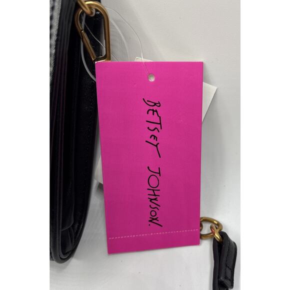 NWT Betsey Johnson Black XO Sybil Crossbody Clutch Gold/Bronze Black Chain Strap - Picture 5 of 15